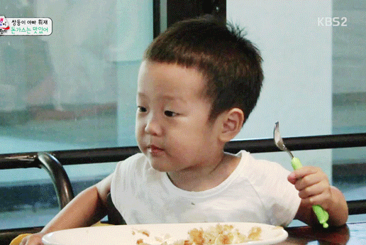 여자들이 심쿵하게 웃는 서준.gif | 인스티즈