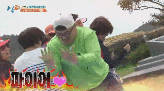 데프콘이 방탄소년단 춤을 추면 안되는 이유.gif | 인스티즈