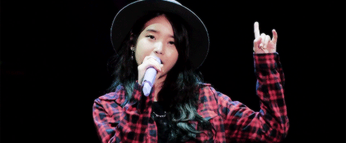 아이유 손.jpgif | 인스티즈