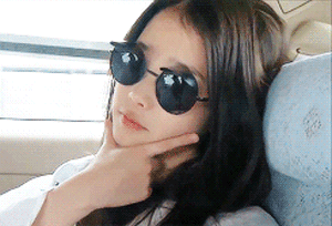 아이유 손.jpgif | 인스티즈