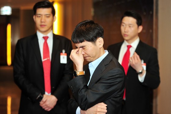 [이세돌] 천재가 집중했을때 눈빛.jpg | 인스티즈