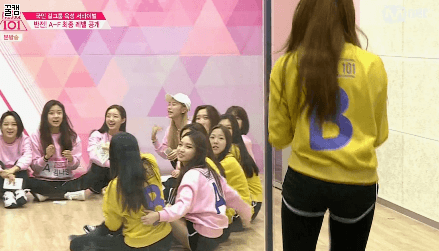 [프로듀스101] 그러고보면 초반에 박장대소 하는게 나왔던 스톤나영 | 인스티즈