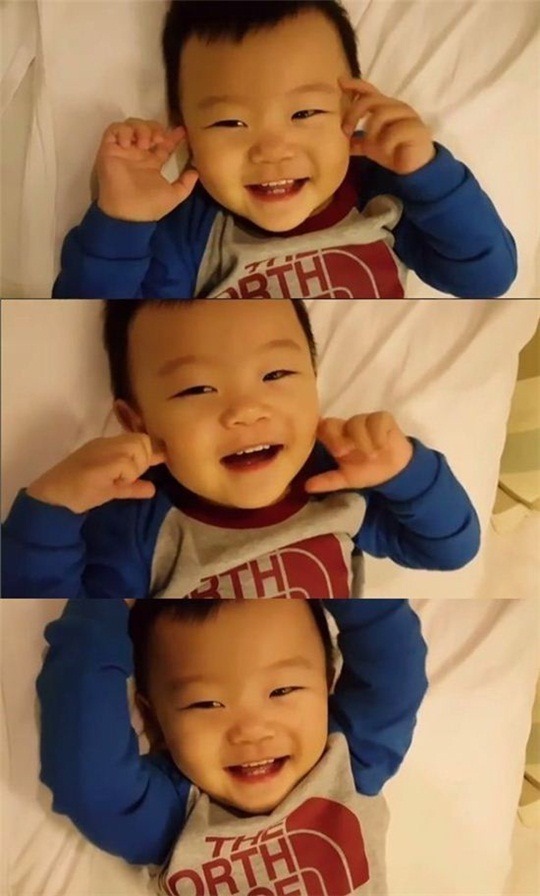 자기가 귀여운걸 알고있는거같은 대박이.jpgif | 인스티즈