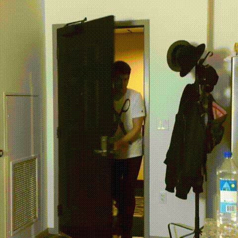 서양인이 생각하는 동양인의 젓가락질.gif | 인스티즈