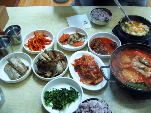 하루종일 안 먹고 한끼 선택해야 한다면 국밥 vs 백반 | 인스티즈