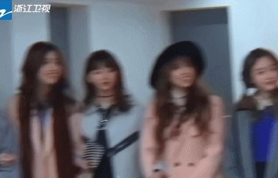 공설아 성소 투샷.gif | 인스티즈