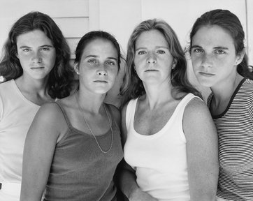 네 명의 소녀 | 인스티즈