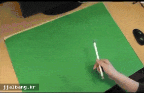 펜 돌리기.gif | 인스티즈