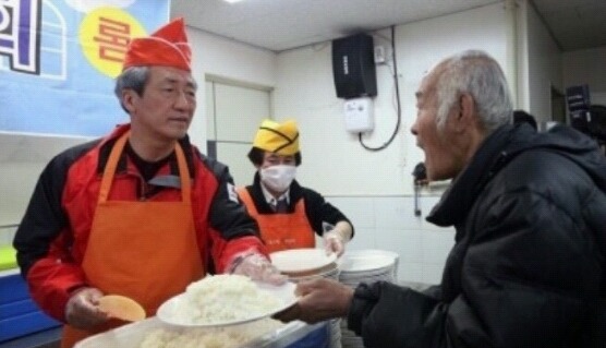 이쯤되서 다시보는 정몽준 탈탈 터는 손석희 사장 | 인스티즈