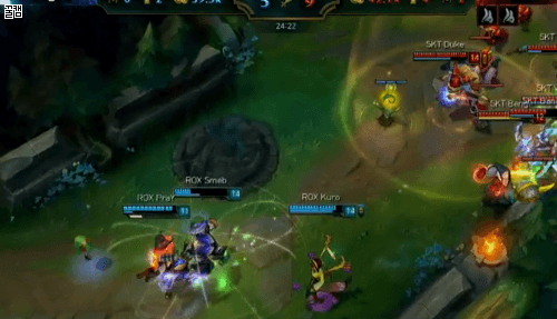 10/22 오늘자 신들의 무빙,판단.gif | 인스티즈