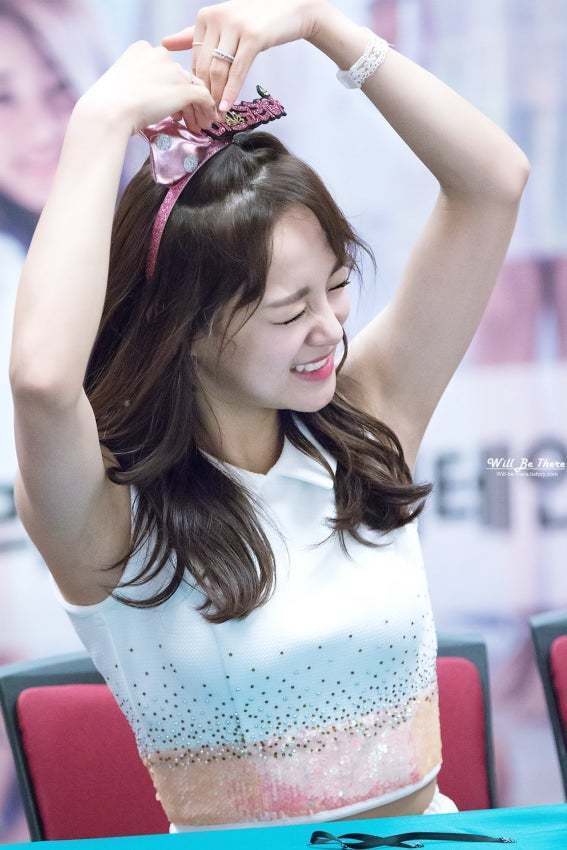 온 몸이 근육질인 걸그룹 멤버.JPGIF | 인스티즈