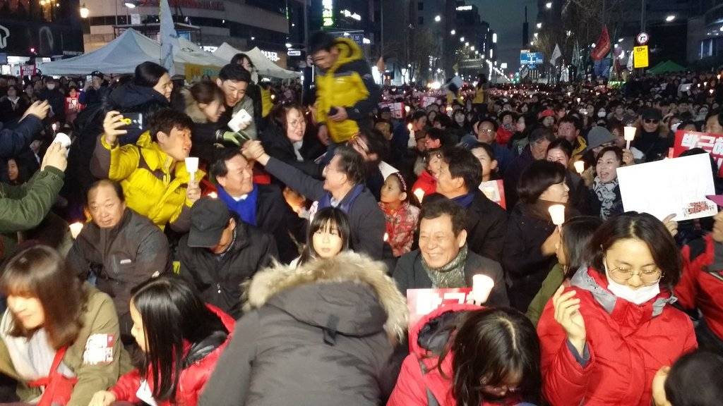 오늘자 문재인 광주.JPG | 인스티즈