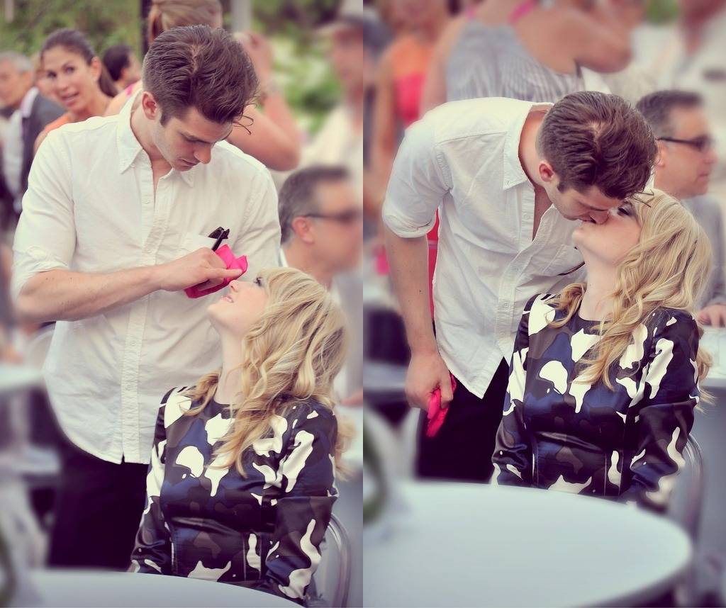 매번 사진 찍힐때마다 키스 사진 있는 커플 (부들주의) | 인스티즈