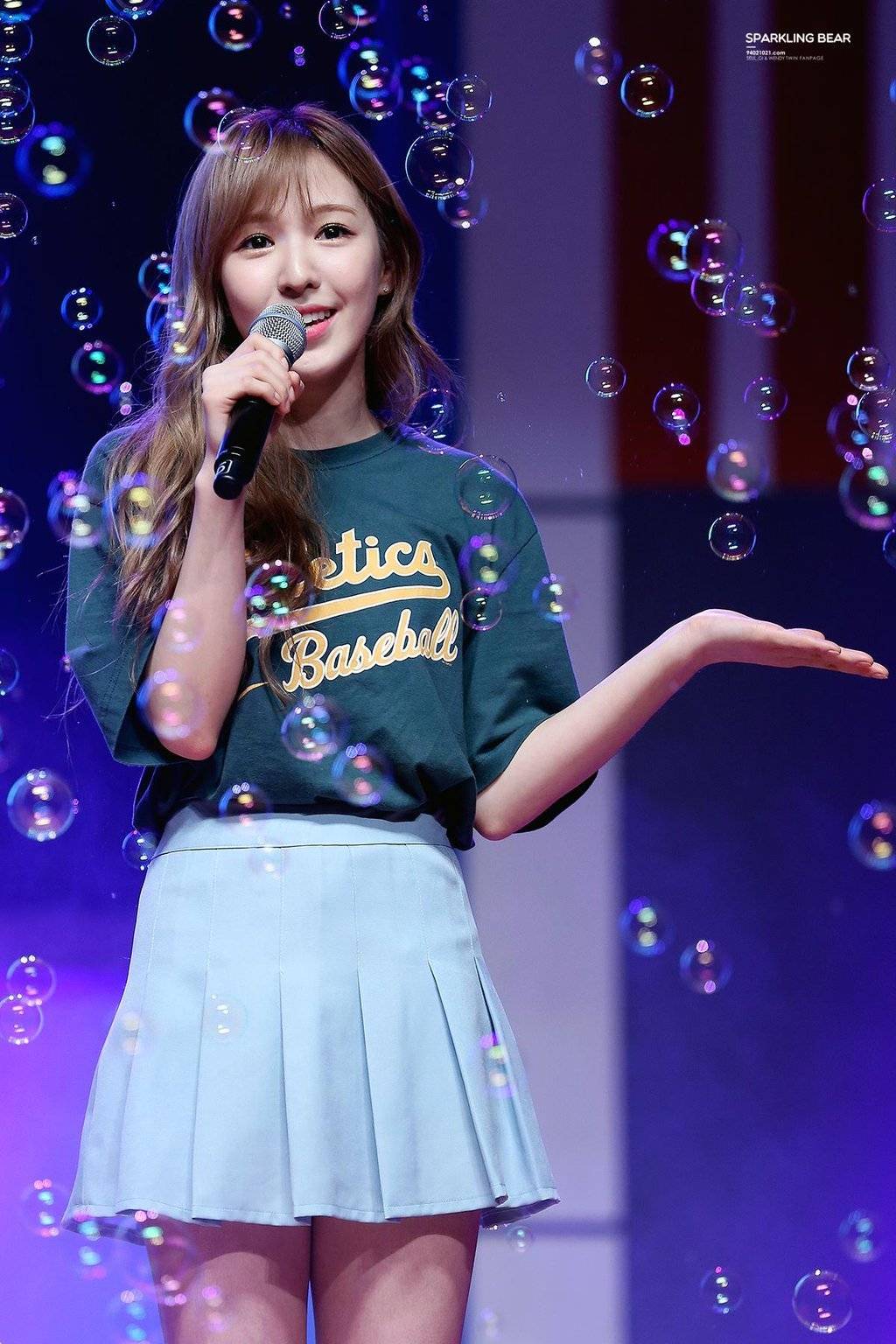 역장님이 취임 기념 취향 저격 레드벨벳.jpgif | 인스티즈