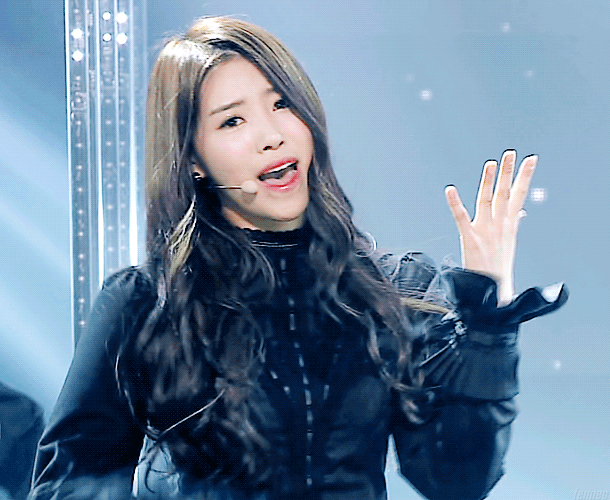 [러블리즈] 식스테일 잡으려다 놓쳐서 미주 | 인스티즈