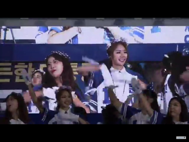 광화문에 간 박기량(?) | 인스티즈