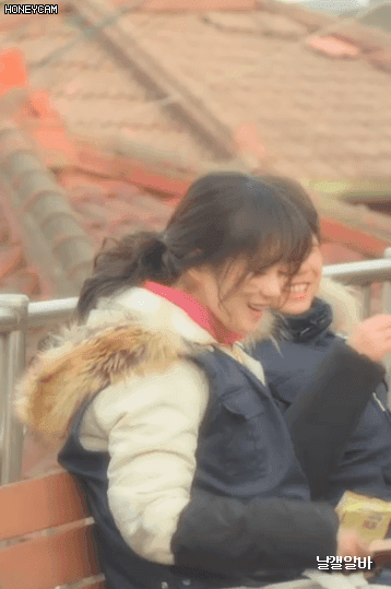 얼굴에 연탄재묻은 장나라.gif | 인스티즈