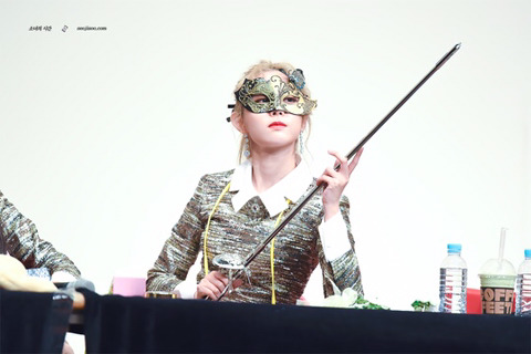 [러블리즈] 목구멍이 부은 기분이 들어서 지수 | 인스티즈