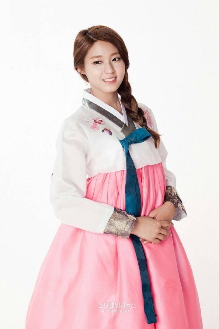 어머니 곧 결혼할 사람입니다 절 받으세요 | 인스티즈