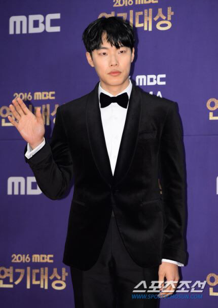 오늘 류준열 | 인스티즈