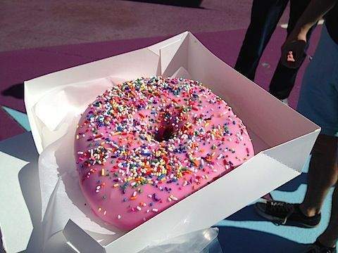 미국에서 파는 심슨 도너츠 | 인스티즈