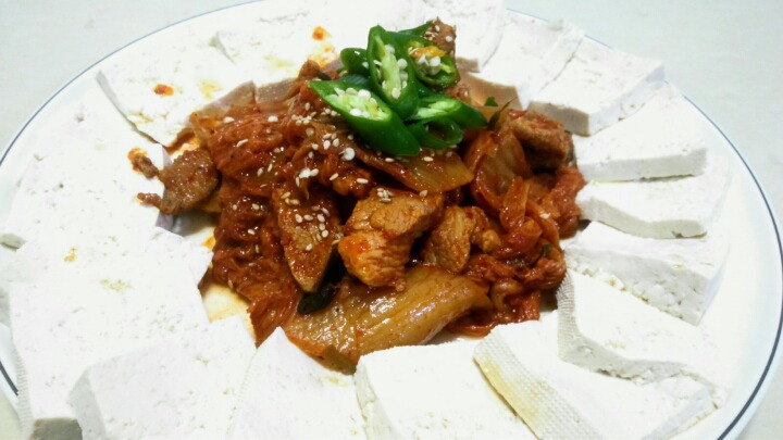 아직도 챙겨주는 사람은 없지만 알아서 잘챙겨먹는 쑥남 | 인스티즈