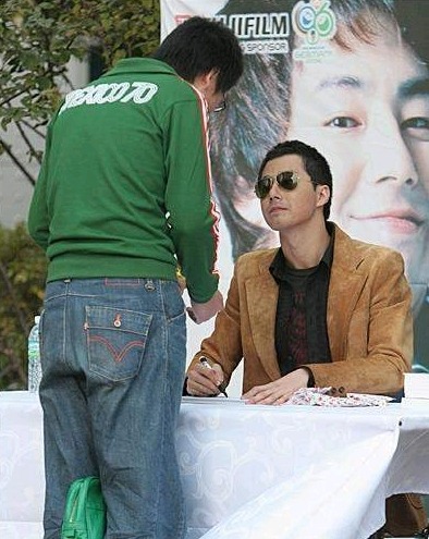 우리나라 연예인들의 이중성 | 인스티즈