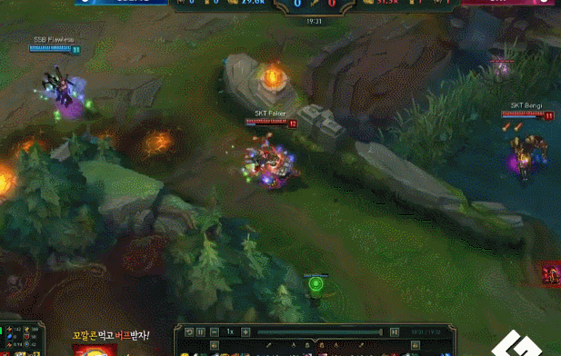 페이커 헬퍼급 미친 무빙 총정리.gif (의심주의) | 인스티즈