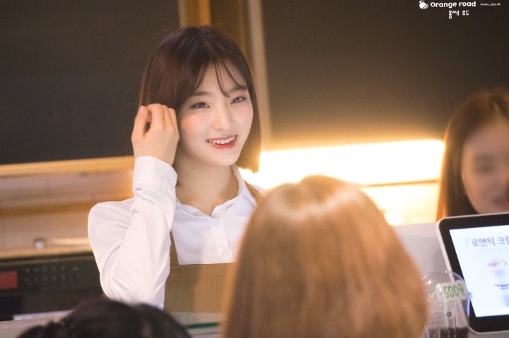 까페 알바생 이 정도 비쥬얼이면 | 인스티즈