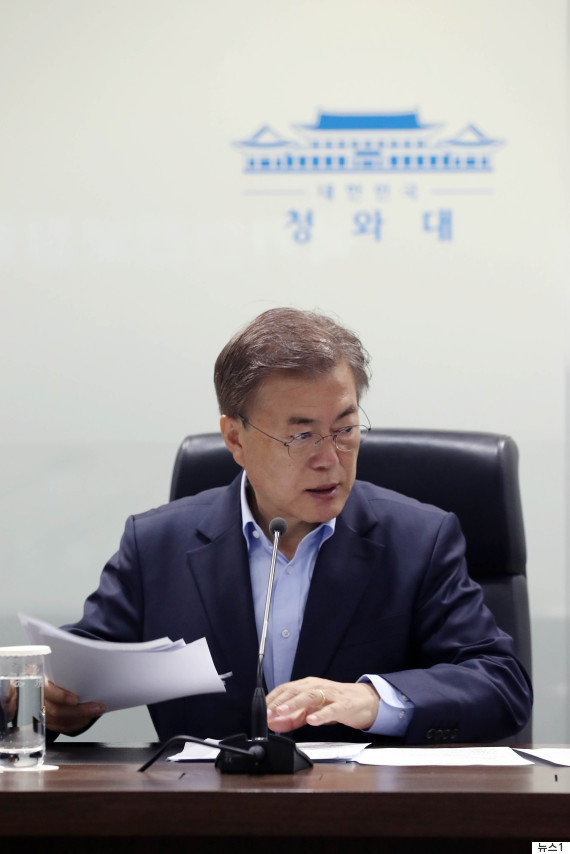 문재인 대통령 지지율 75％ | 인스티즈