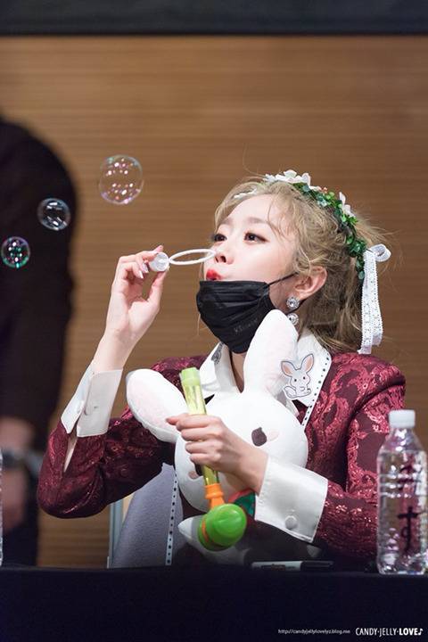 [러블리즈] 목구멍이 부은 기분이 들어서 지수 | 인스티즈