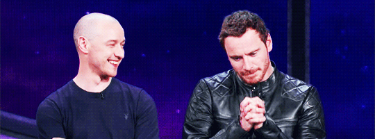 인터뷰에서 얼굴색 하나 안변하고 섹드립치는 배우들 ㄷㄷㄷ | 인스티즈