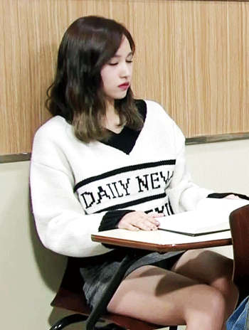 대학가면 보이는 흔한 일본 교환학생.gif | 인스티즈