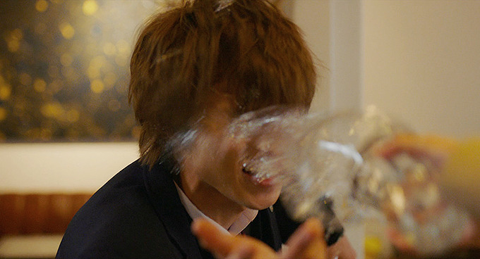 [늑대소녀와흑왕자] 남주가 쓰레기라 생각이 들다가도 와꾸보면 화가 풀리다가도 쓰레기라 생각이 드는 영화 05 | 인스티즈