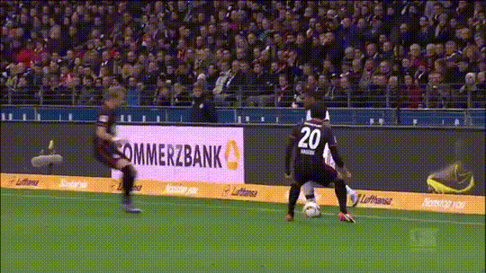 더글라스 코스타 개인기.gif | 인스티즈