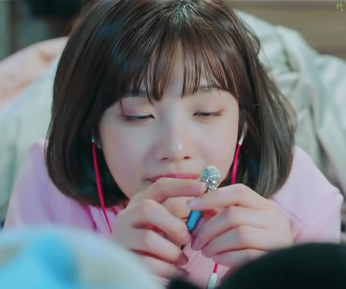 레드벨벳 조이.gif | 인스티즈