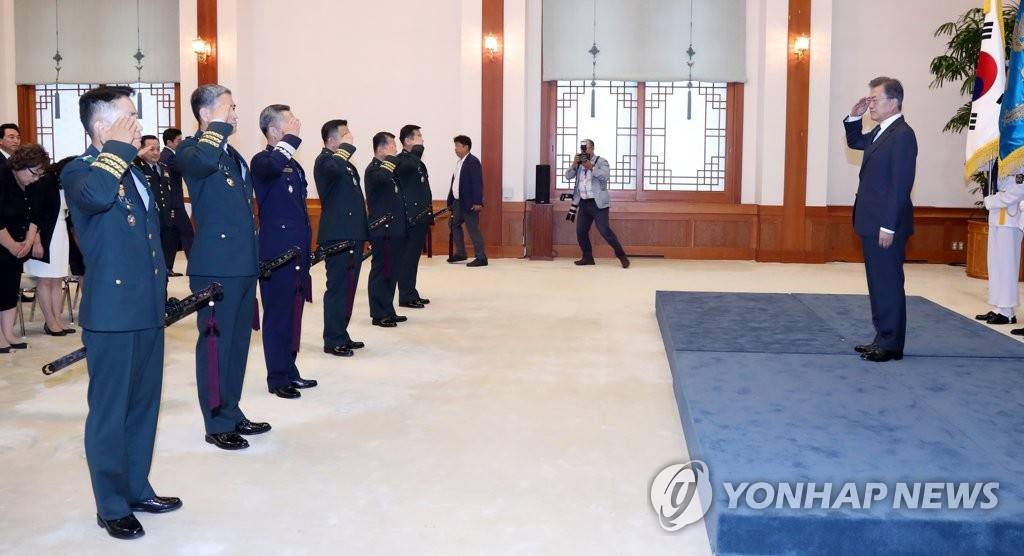 문재인 정부 첫 군 수뇌부 인사 | 인스티즈