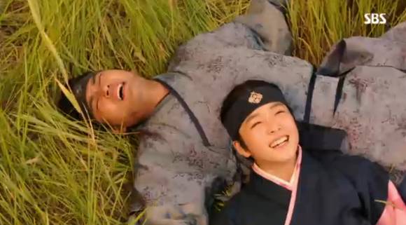 [육룡이나르샤] 극초반부터 시청자들을 멘붕에 빠뜨린 주인공의 아역시절 | 인스티즈