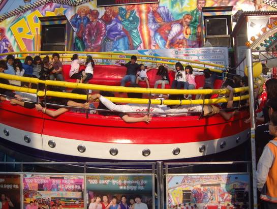 디스코팡팡 타면 느끼는점 | 인스티즈