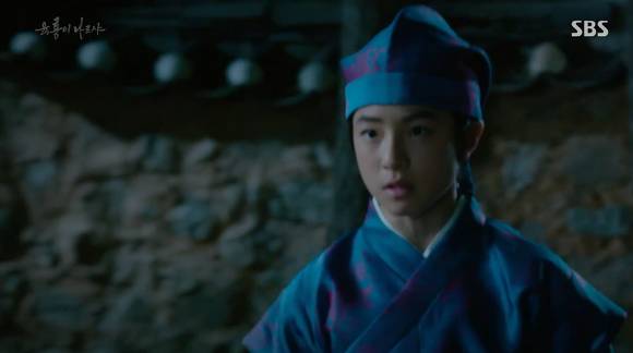 [육룡이나르샤] 극초반부터 시청자들을 멘붕에 빠뜨린 주인공의 아역시절 | 인스티즈