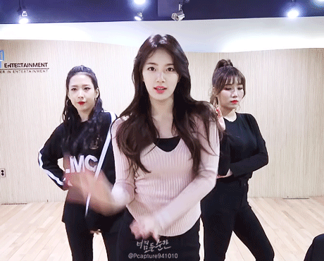 안무 연습하는 수지.gif | 인스티즈