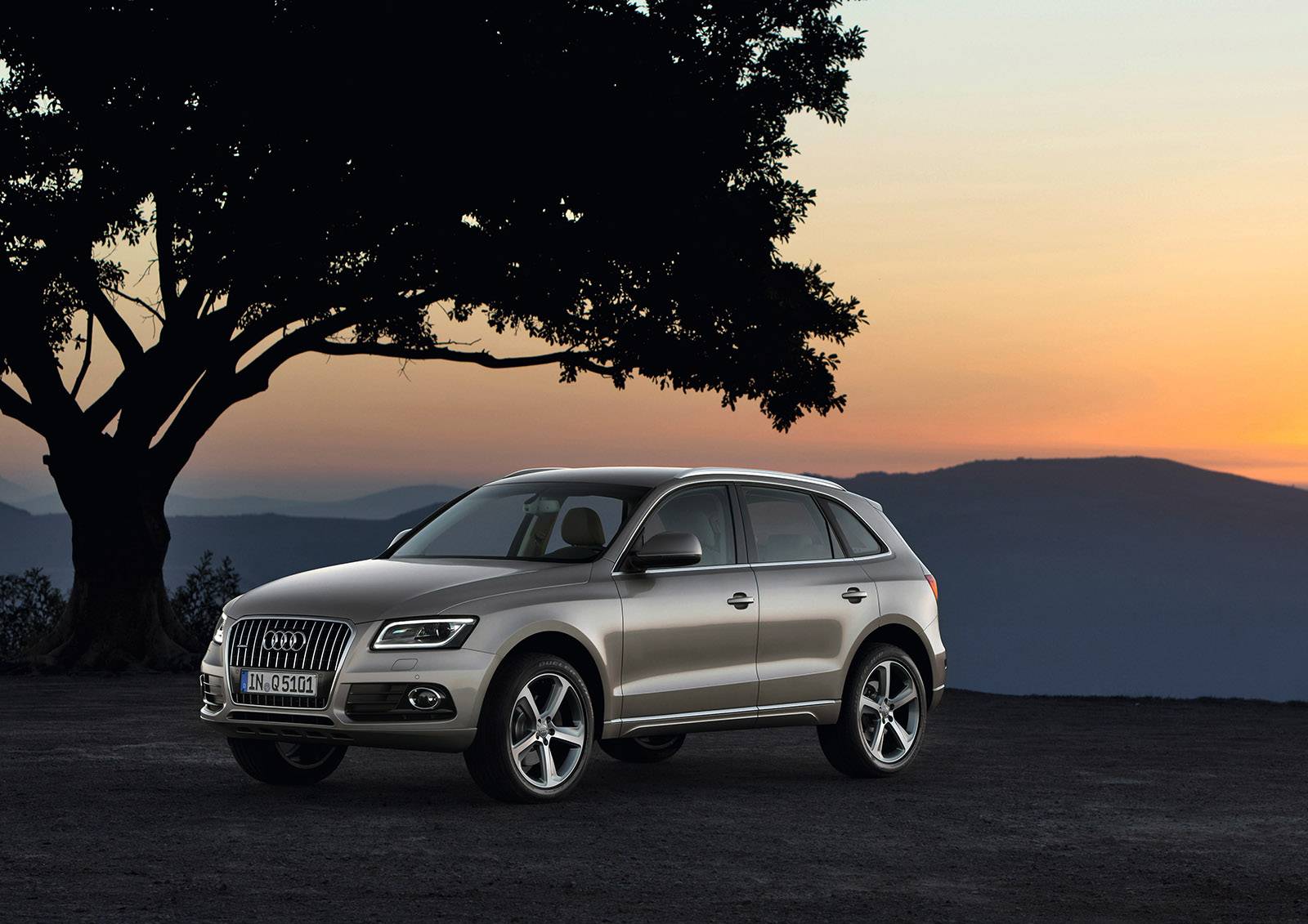 아우디 Q5 | 인스티즈