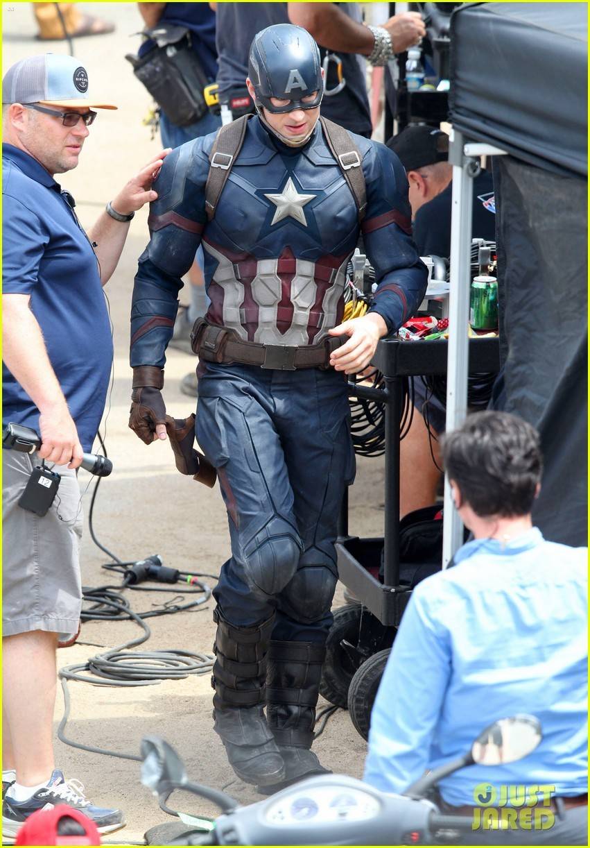 시빌워 기념, 캡틴 아메리카 수트 모음.jpg | 인스티즈