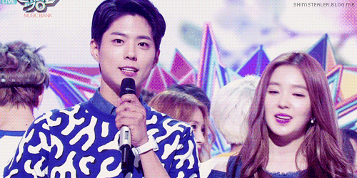 뮤뱅에서 우결찍는 박보검 아이린. gif | 인스티즈