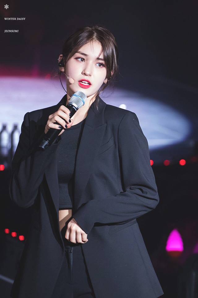 무대에서 제일 이쁘고 멋진 소미 | 인스티즈