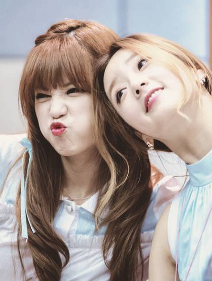 박초롱&윤보미 | 인스티즈