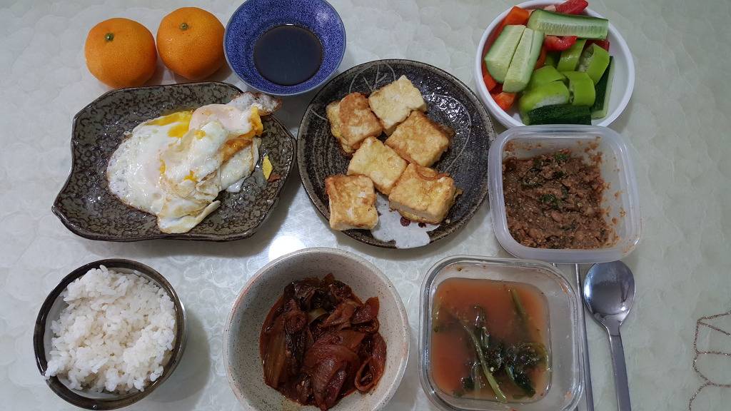 자취생의 현실적인 밥상 | 인스티즈