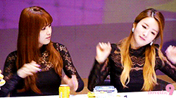 박초롱&윤보미 | 인스티즈