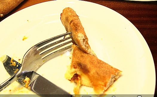 여러사람이랑 피자같이먹을때 호불호 극명하게 갈리는 행동 | 인스티즈