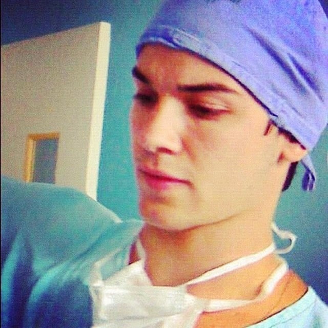 브라질 훈남 의사 | 인스티즈